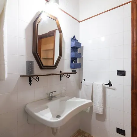 Tenuta Donna Vittoria *